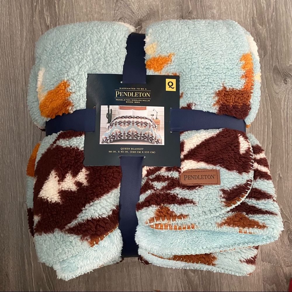 Pendleton Sherpa Fleece Blanket Queen - AVRA VALLEY TEAL